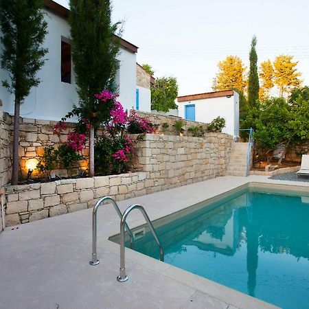 Cecilias Courtyard Guest House Malya Exterior foto