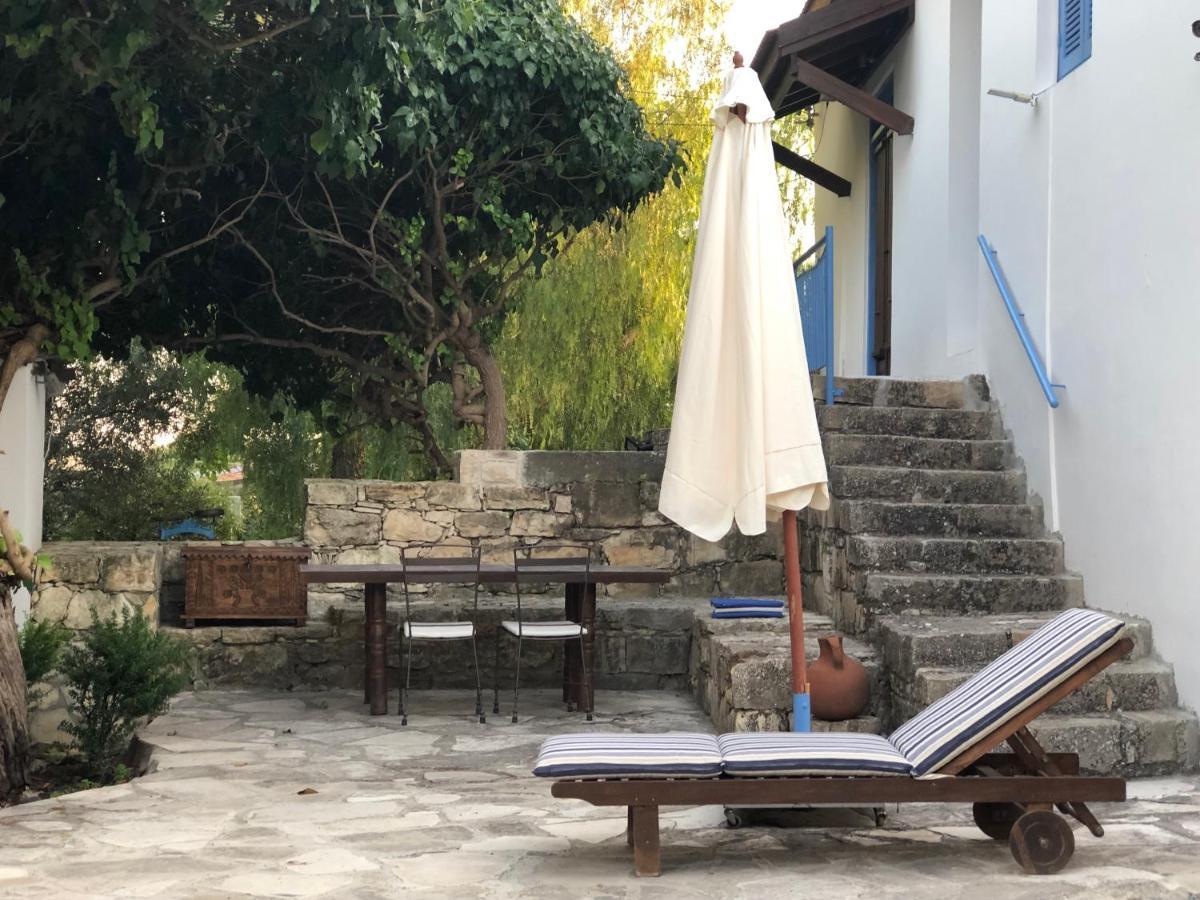Cecilias Courtyard Guest House Malya Exterior foto