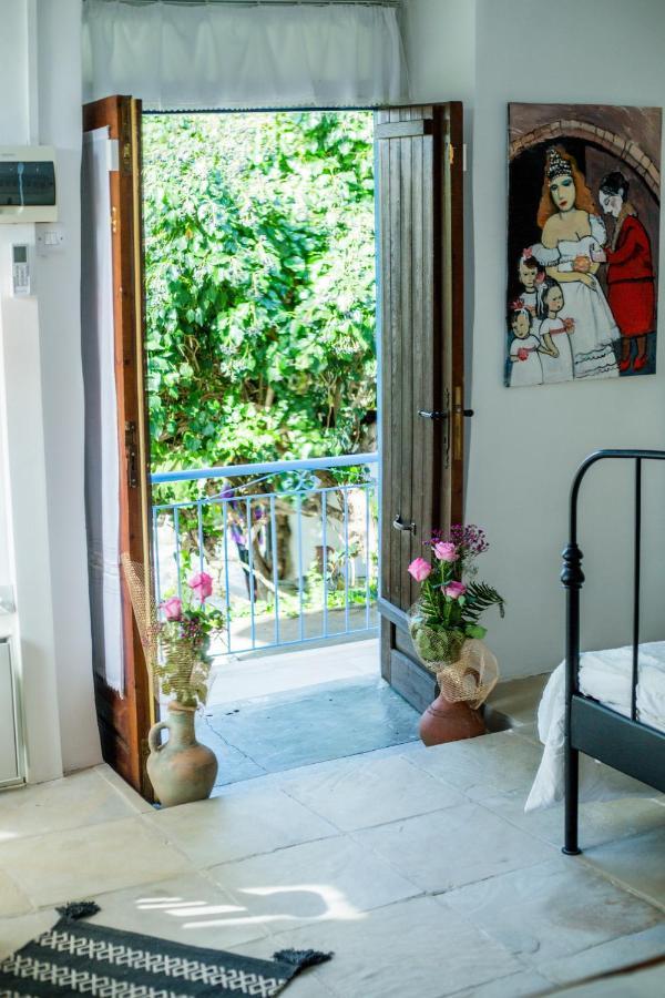 Cecilias Courtyard Guest House Malya Exterior foto