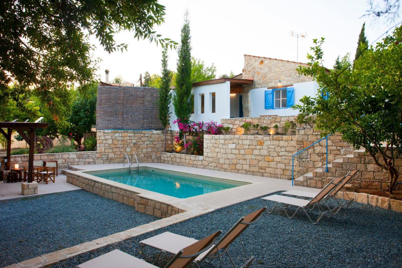 Cecilias Courtyard Guest House Malya Exterior foto