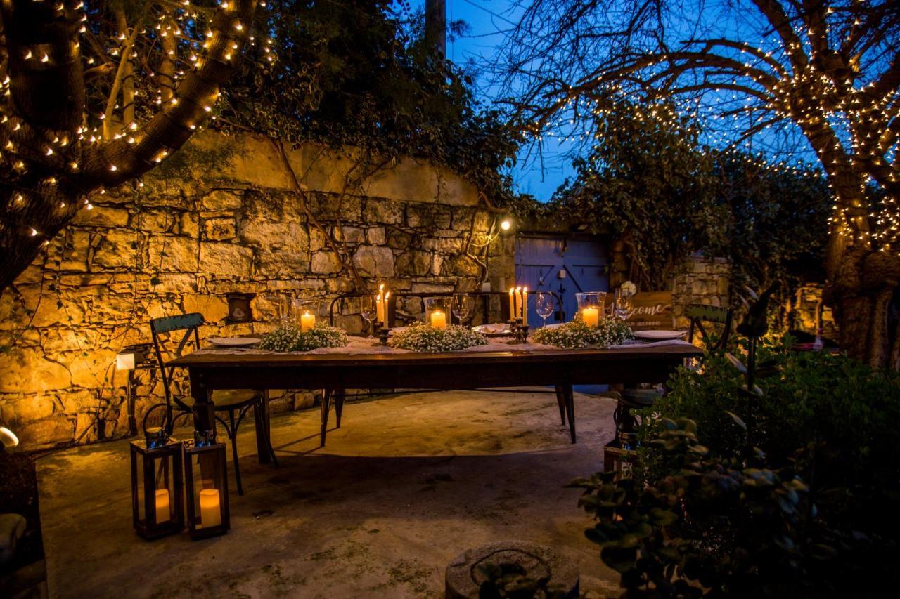 Cecilias Courtyard Guest House Malya Exterior foto